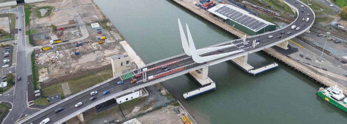 Gull Wing Bridge Cladding Project Carousel (2)